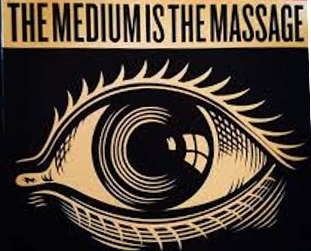 "El medio es el mensaje", cita más famosa del citado McLuhan, cuya teoría estudia el autor. Imagen: Nick Kelet_flickr_CC 2.0