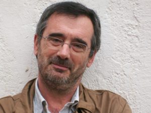 Manuel Cruz: "En el futuro nos aguarda menos libertad de la que querríamos" El filósofo Manuel Cruz conversa con Luis Alfonso Iglesias sobre filosofía, historia, amor, el futuro que nos espera...