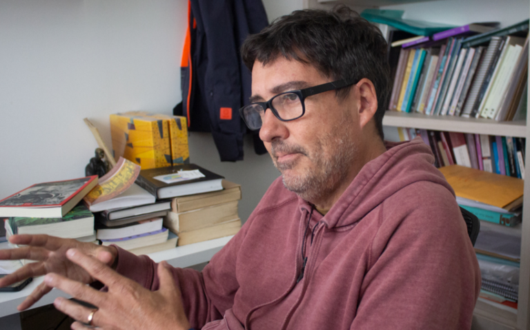 Mauricio Nieto, profesor del departamento de Historia de la facultad de Ciencias Sociales de la Universidad de Los Andes (Colombia). Foto: Marcela Barrera.