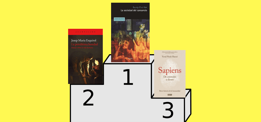 Estos son los libros que ocupan los tres primeros puestos en lo que se refiere a ventas en este último año: "La sociedad del cansancio", de Byung-Chul Han; "La penúltima bondad", de Josep Maria Esquirol; y "Sapiens", de Yuval Noah Harari.