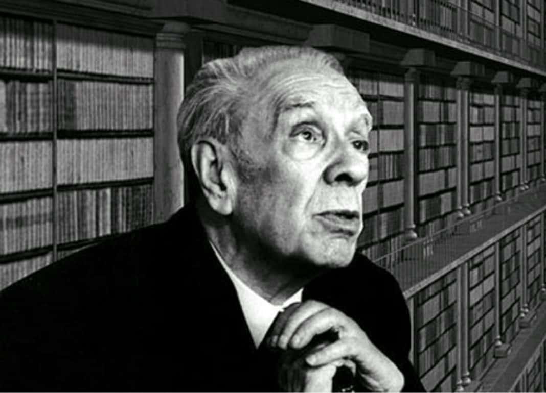 El escritor argentino Jorge Luis Borges nació en Buenos Aires y murió en Ginebra (Suiza).