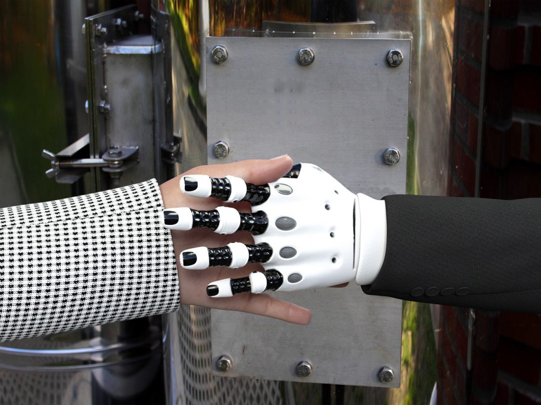 process-business-ideas-technology-development-factory-1458907-pxhere.com / CC0 La tecnología y la imaginación están más cerca una de otra de lo que nos imaginamos. Y TheFutureFactory nos explicó por qué en su evento TechnoFuturos 2050.