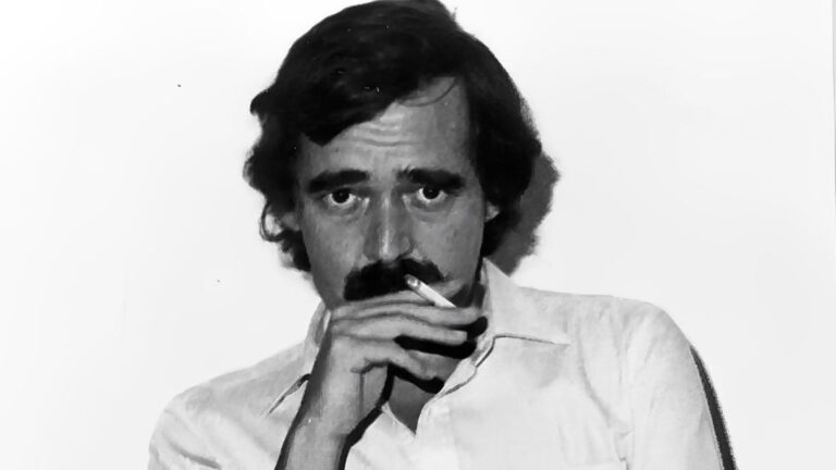 Javier Correa Román - Autor en FILOSOFÍA&CO En lo más profundo de la tradición occidental latía, a veces de forma explícita, a veces de forma implícita, el dualismo. Con su filosofía del límite, Eugenio Trías dinamita esta herencia y empuja a la filosofía hacia nuevos horizontes, muchos aún por descubrir. Fotografía cedida por la familia Trías.