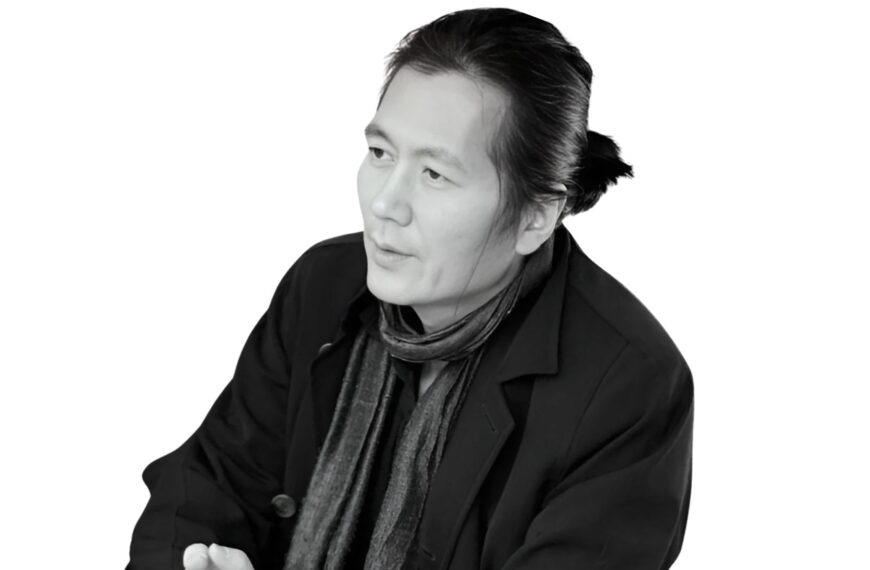 El cansancio, para Han, es una categoría central de nuestro presente. Diseño realizado a partir de la fotografía del filósofo surcoreano Byung-Chul Han realizada por Isabella Gresser.