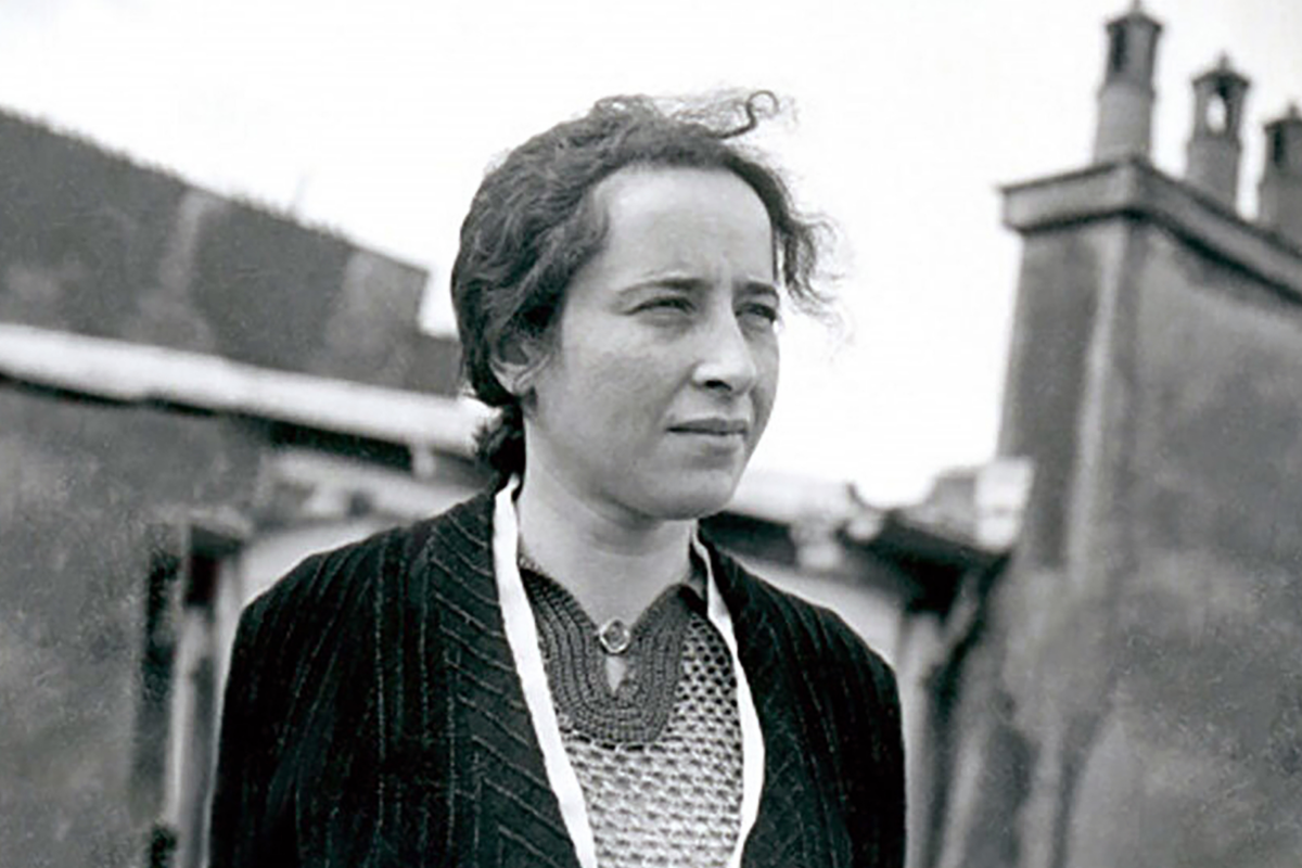 La vida de Hannah Arendt. En la foto, Arendt en su juventud. Foto de Levan Ramishvili, en Flickr.