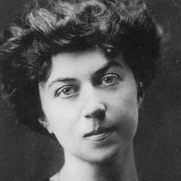 El amor para Kollontái debía basarse en la cooperación en la lucha, como camaradas. Imagen de dominio público, extraída de Wikimedia Commons.