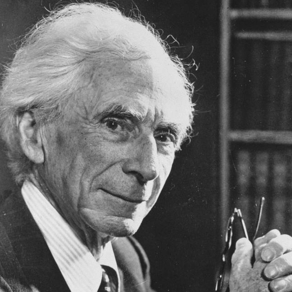 Fotografía de Bertrand Russell realizada en1949 (autor desconocido, licencia CC.)